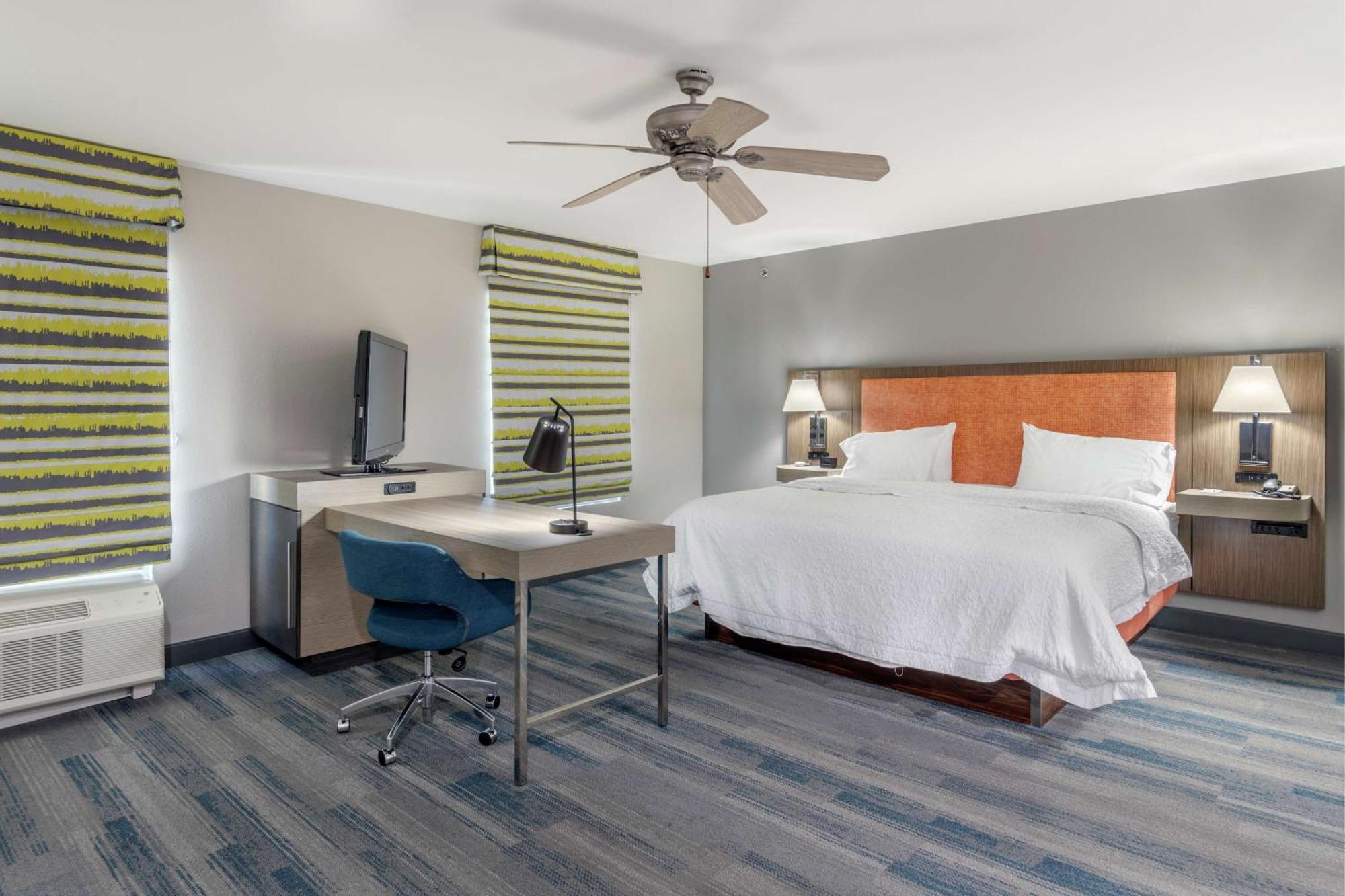 Hampton Inn Brownwood Exterior photo