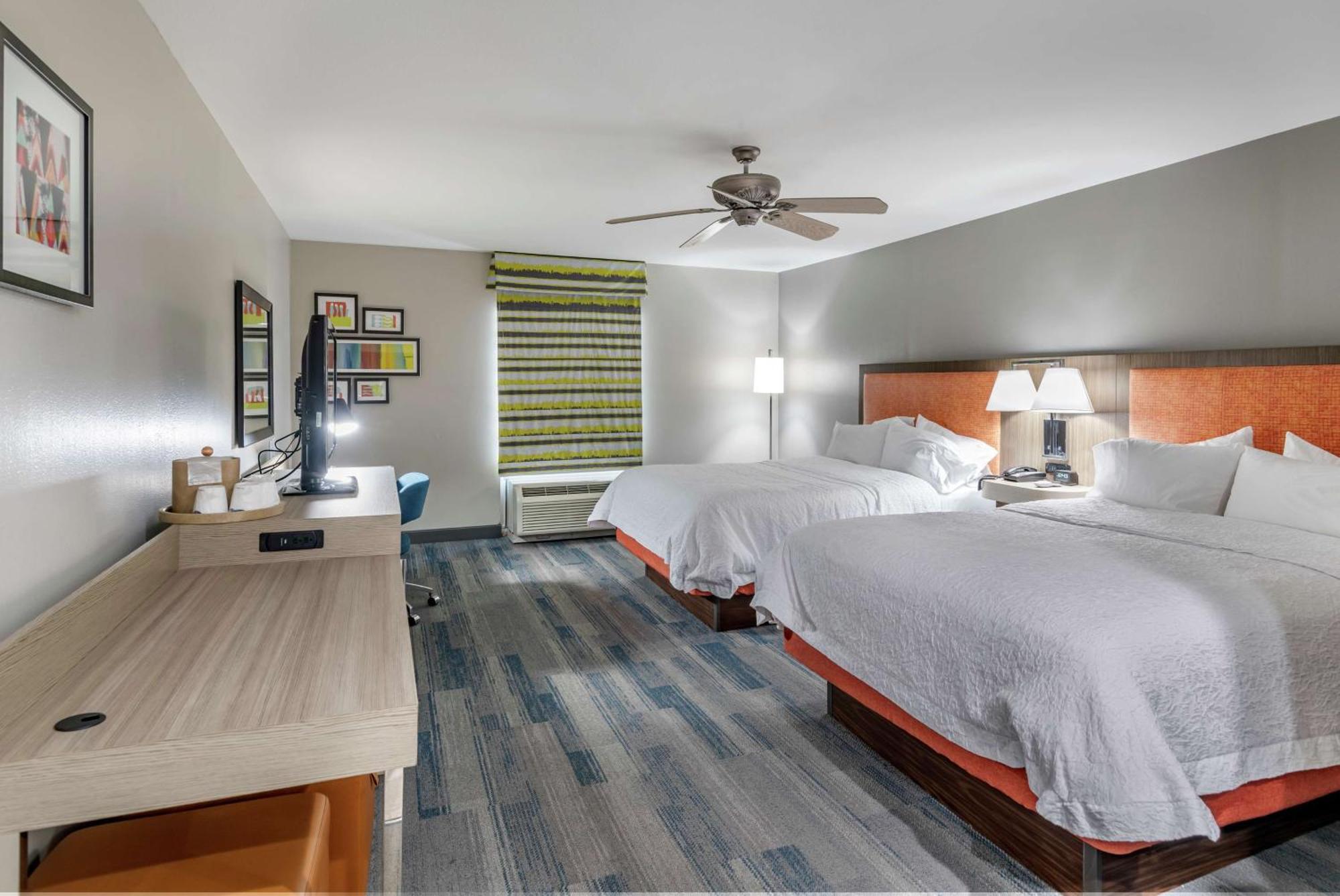Hampton Inn Brownwood Exterior photo