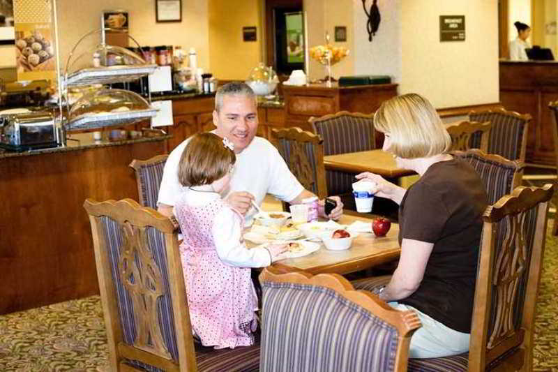 Hampton Inn Brownwood Restaurant photo